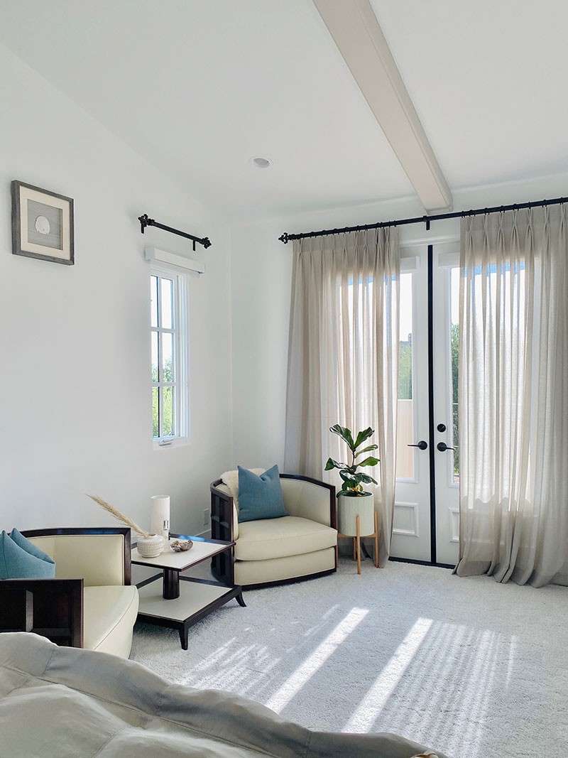 Hunter Douglas Dealer Image